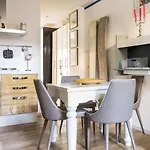 Luxury Modern One Bedroom In Great Location