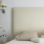 Luxury Modern One Bedroom In Great Location