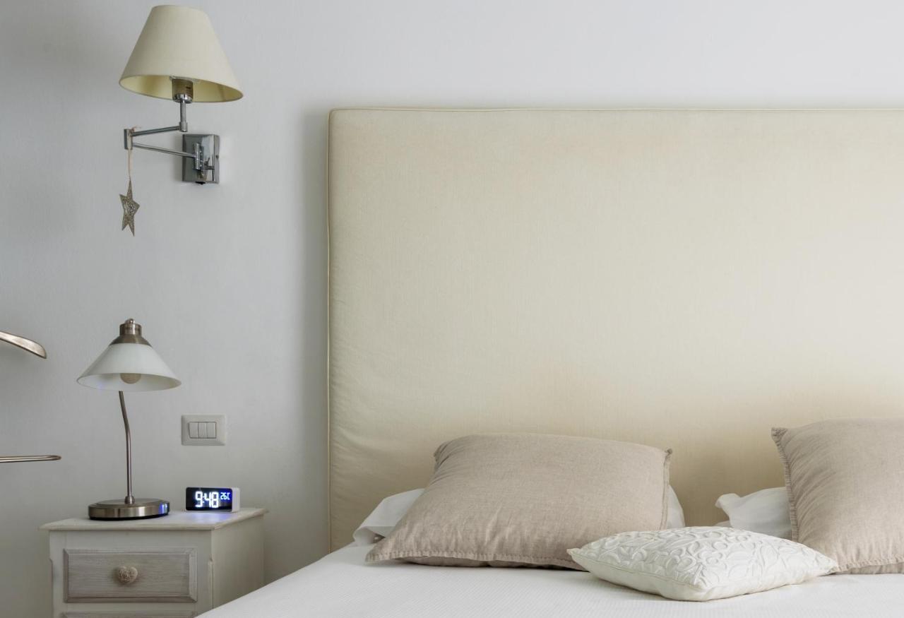 Luxury Modern One Bedroom In Great Location Appartamento *