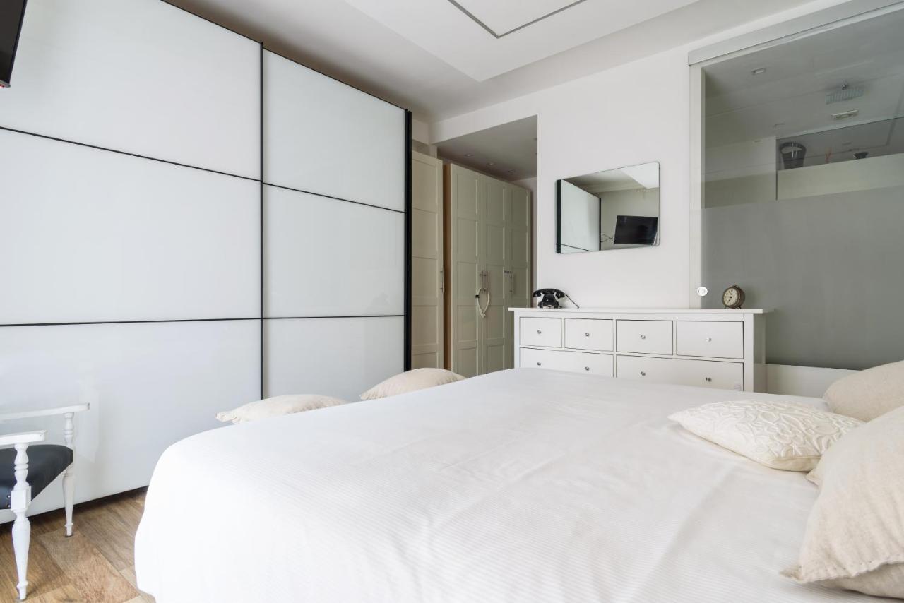 Appartamento Luxury Modern One Bedroom In Great Location Milano
